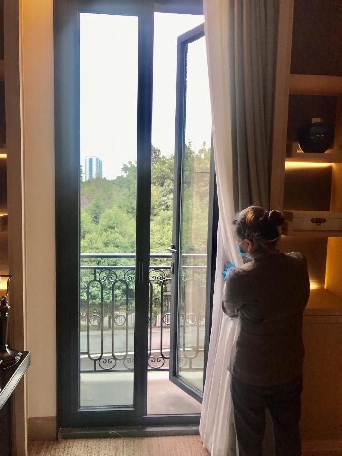 Yiuteung Mansion Hotel Чънду Екстериор снимка